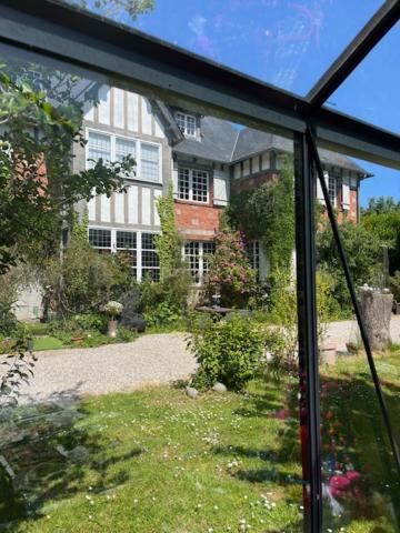 Chambres D'Hotes & Spa Le Chat Chez Qui J'Habite Saint-Aubin-sur-Mer  Eksteriør bilde